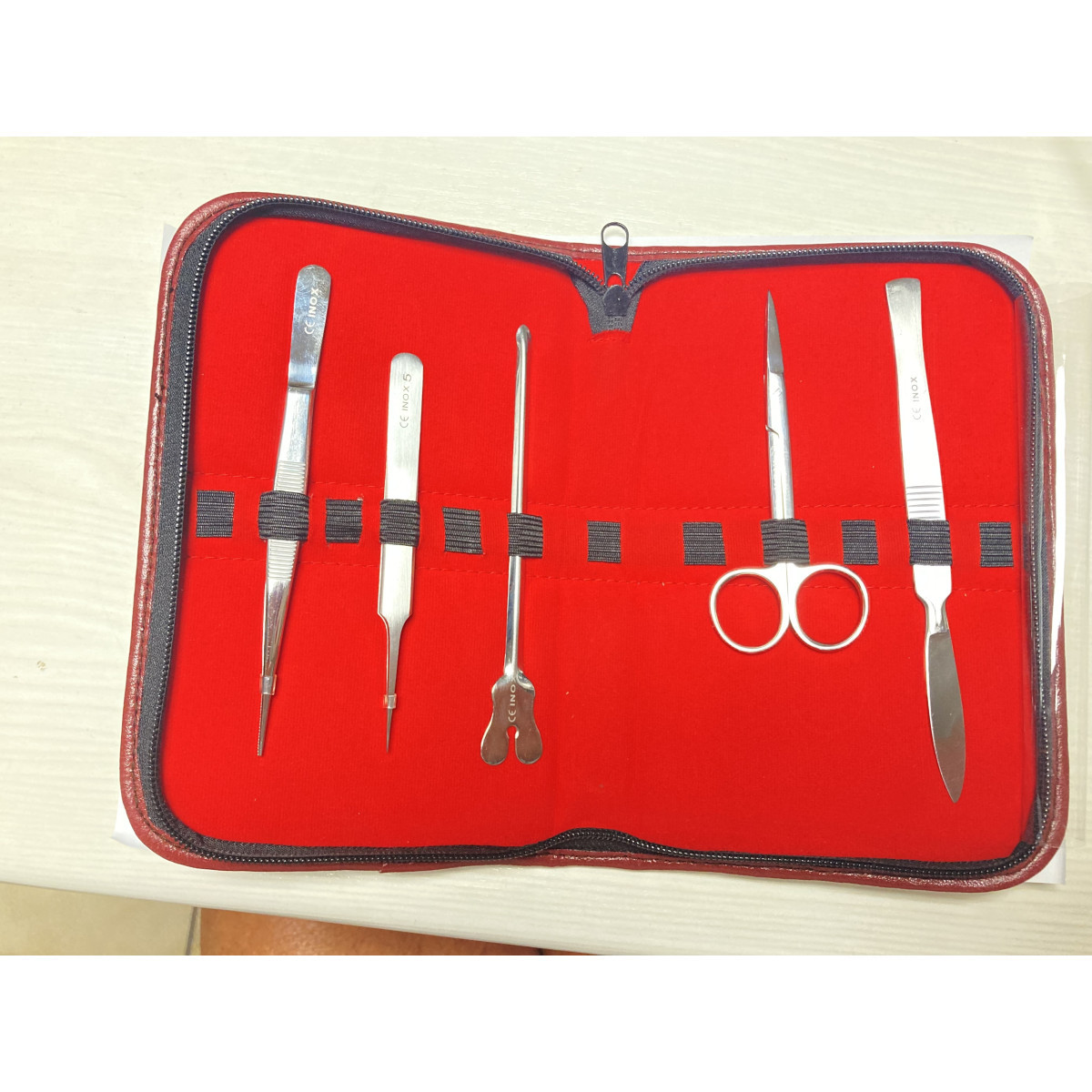 Trousse à dissection